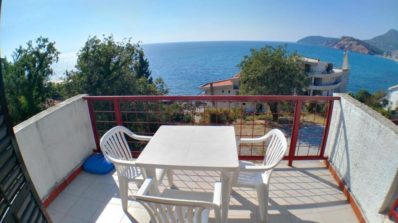 Guesthouse Obala Sutomore Bagian luar foto