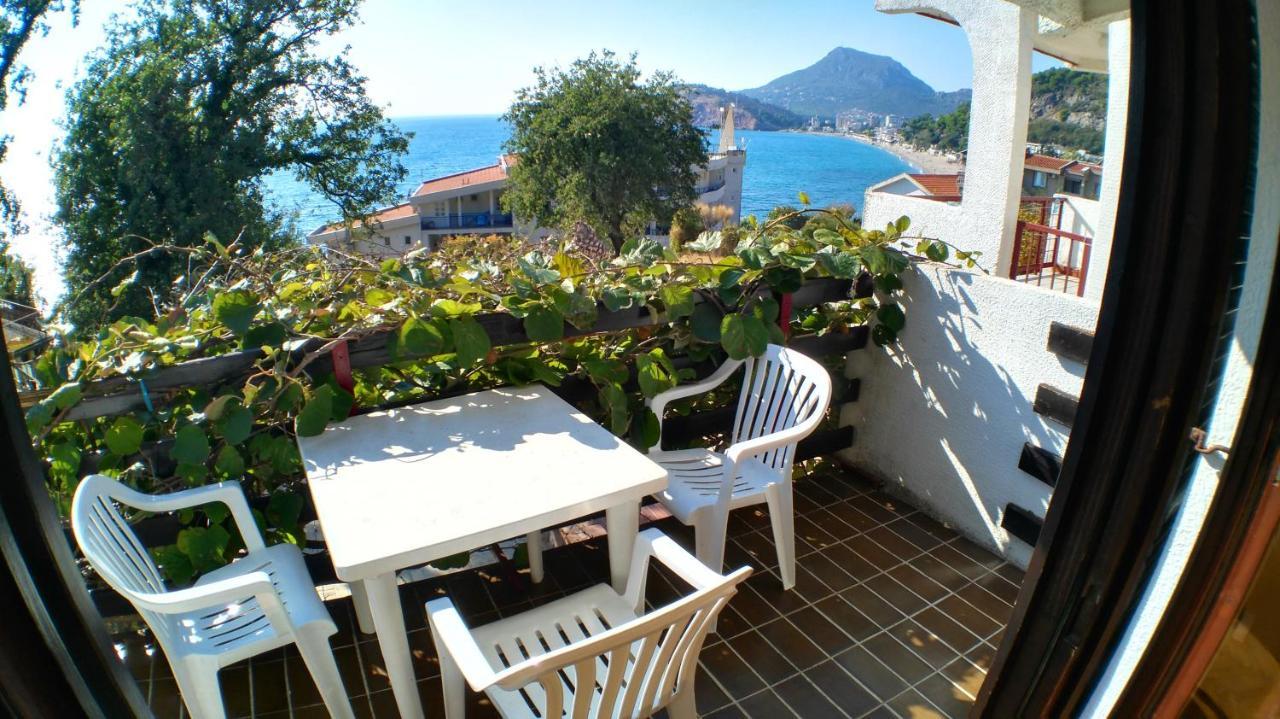 Guesthouse Obala Sutomore Bagian luar foto